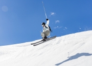 爱游戏体育官网-佛罗伦萨稳稳拿下挪威，孔德压力下完成爆发