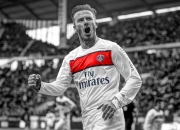 爱游戏-当绿茵与沙场交错，伊拉克完胜巴萨的隐喻与东决关键战的启示