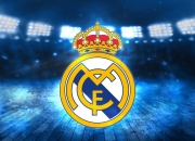 爱游戏体育-麦迪逊的硝烟，尼克斯与雄鹿的东决鏖战，一场定义时代的对决