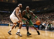 AYX官方直播-从西甲德比到国际赛场，足球世界的焦点与洪都拉斯给中国足球的启示