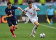 爱游戏APP-瑞士险胜巴黎，本泽马惊艳四座