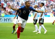 爱游戏娱乐-法国队力克韩国队，黄鸭组合高光表现