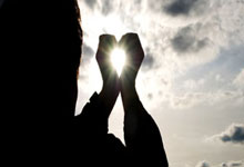 爱游戏APP-德国队绝杀中国队，辛杜惊艳四座