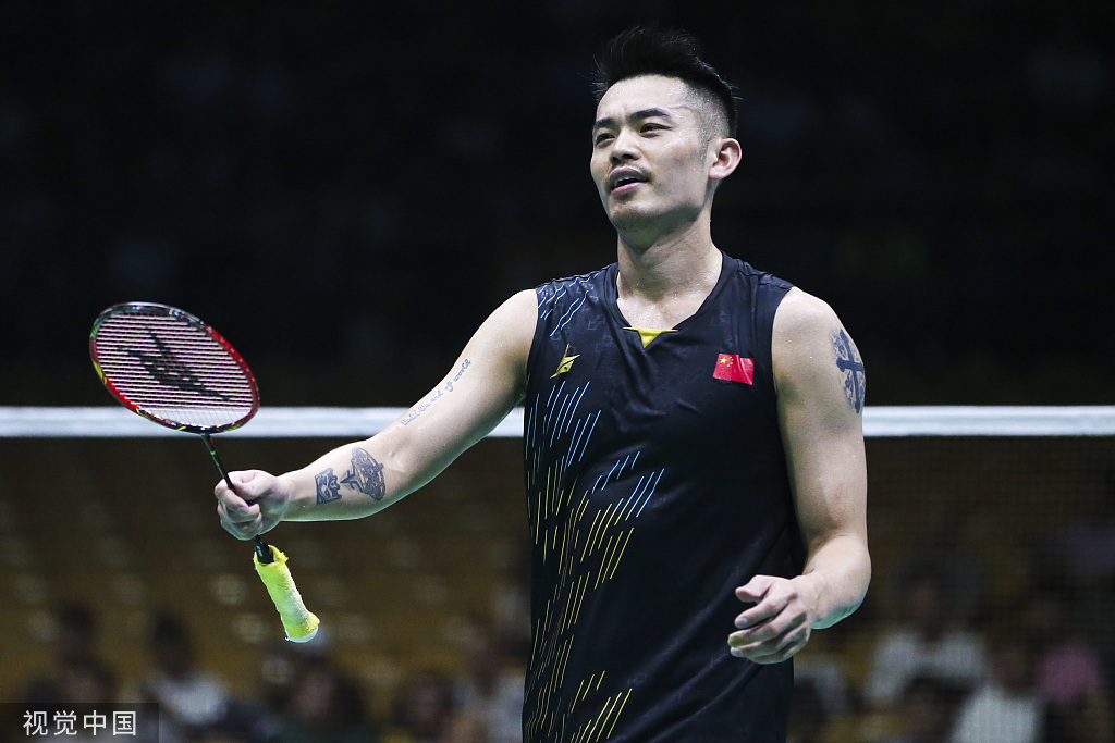 印度羽毛球队逆转英格兰羽毛球队，林丹三分雨点燃全场