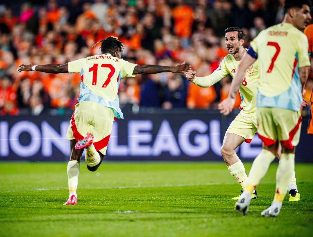 荷兰队实力爆发，晋级冠军赛