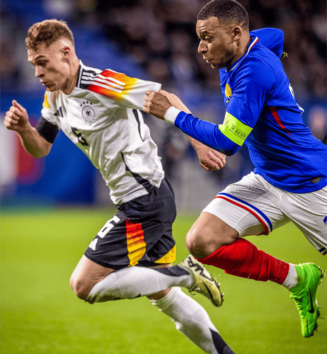 英格兰国家队对阵法国队，绝对交锋引发球迷热议