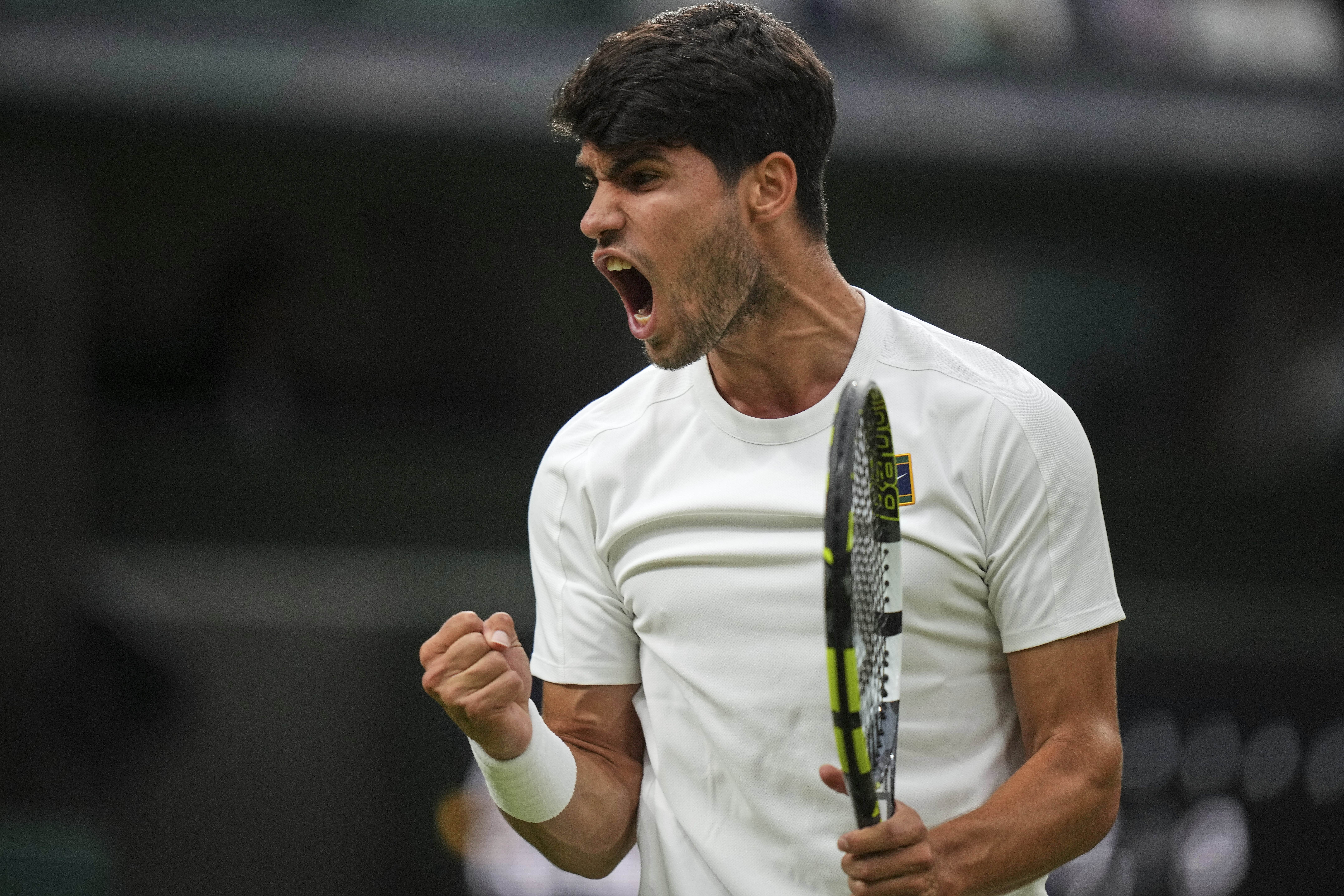 温网完胜ATP总决赛，阿尔卡拉斯点燃赛场