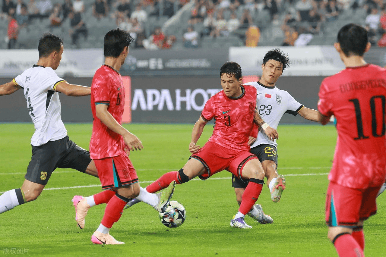 东亚杯预选赛:韩国队表现出色,备受瞩目 东亚杯预选赛:韩国队表现出色,备受瞩目