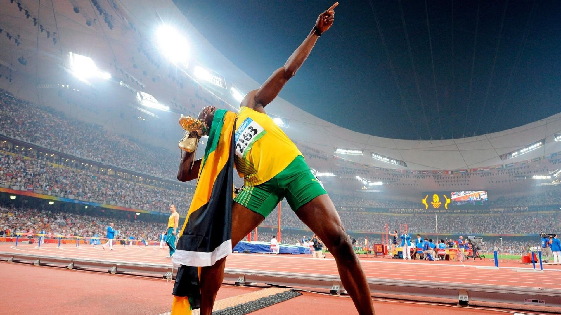 当黄蜂的毒刺遇上雄鹿的犄角,保罗的稳定,是唯一破局的密钥