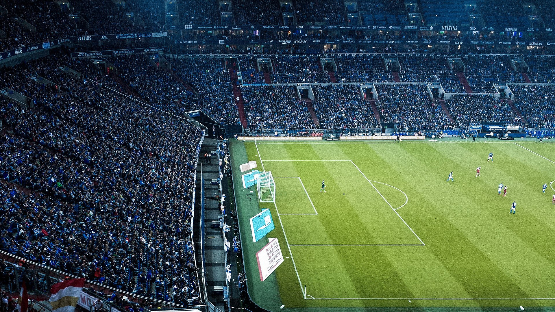 德甲争冠战与克罗地亚淘汰安哥拉，体育世界中的唯一性瞬间